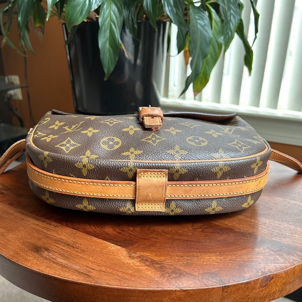 LOUIS VUITTON Monogram Jeune Fille MM Shoulder Bag - Picture 7 of 13